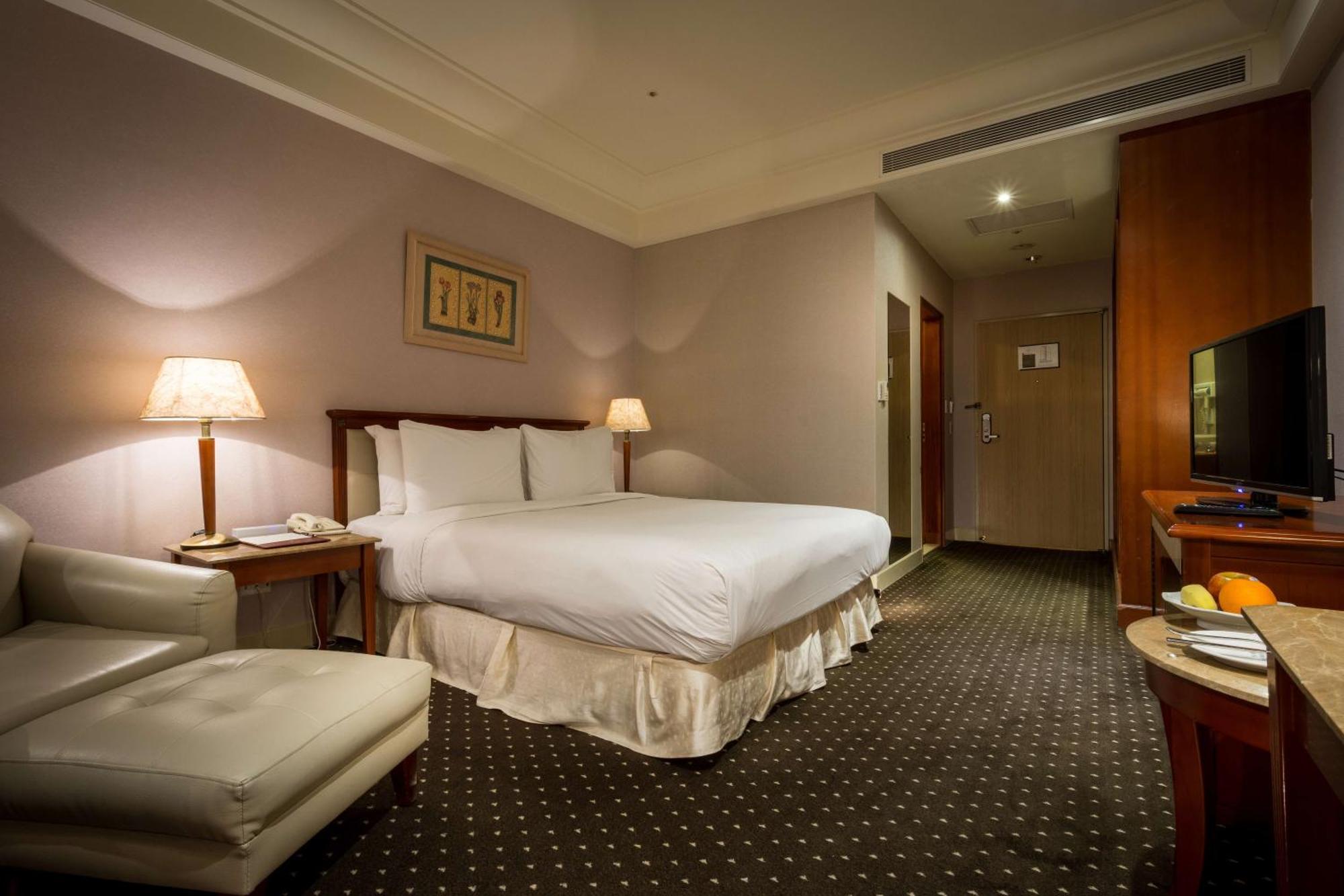 Grand View Hotel Yuanlin Habitación foto