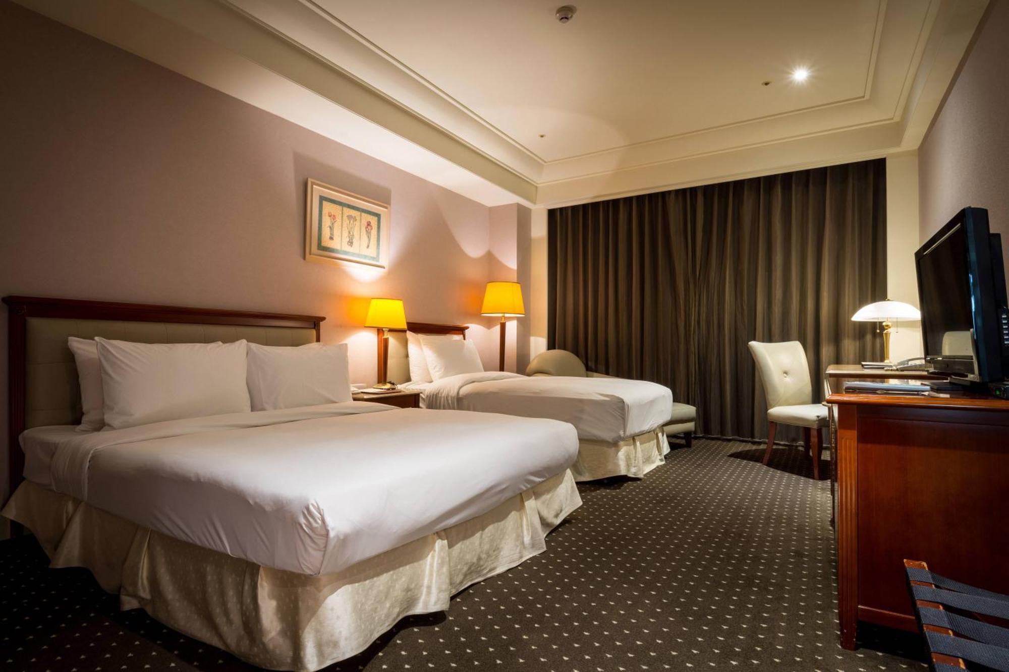 Grand View Hotel Yuanlin Habitación foto